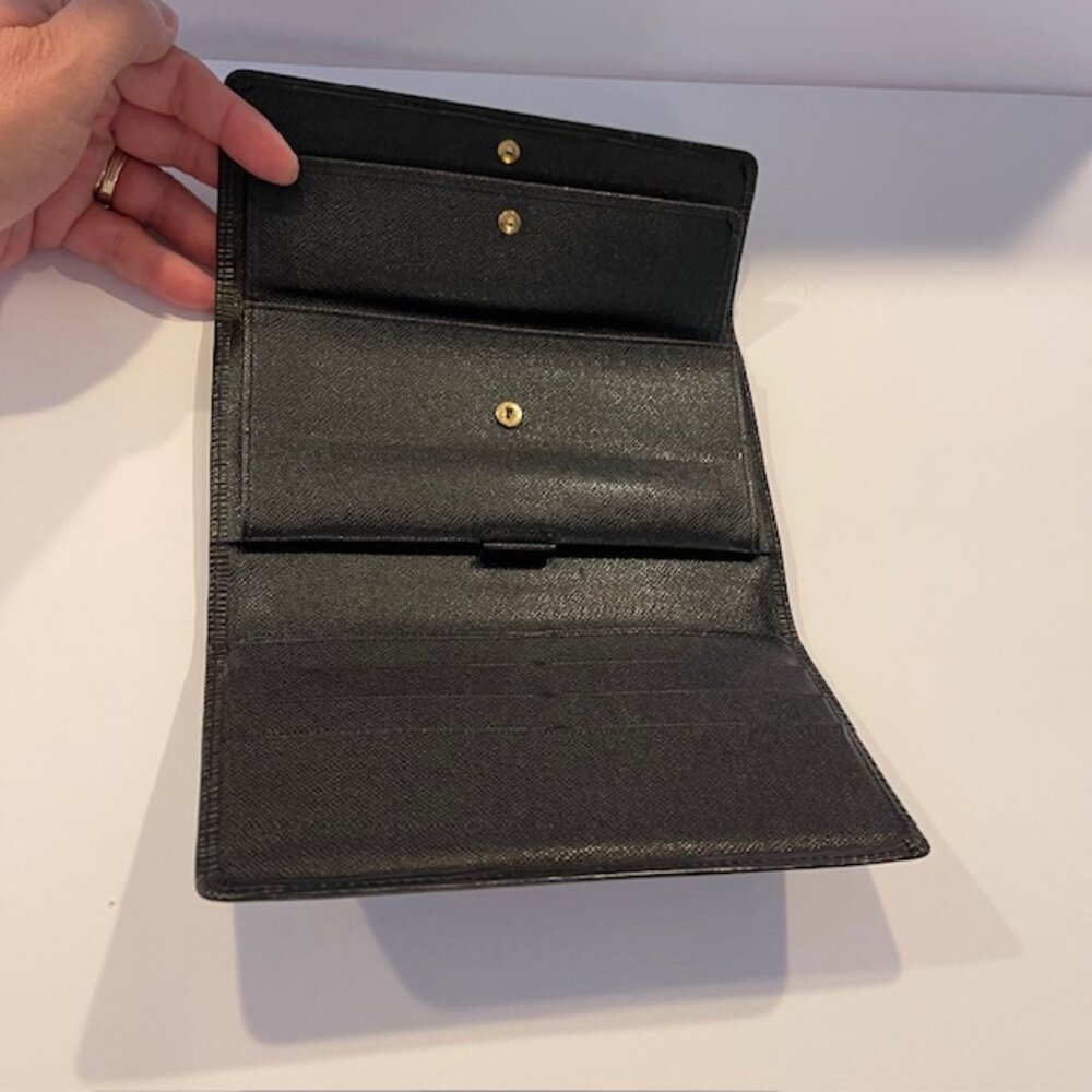 Louis Vuitton Epi Black Wallet/Checkbook/Credit Card/Coin Holder - Picture 3 of 5